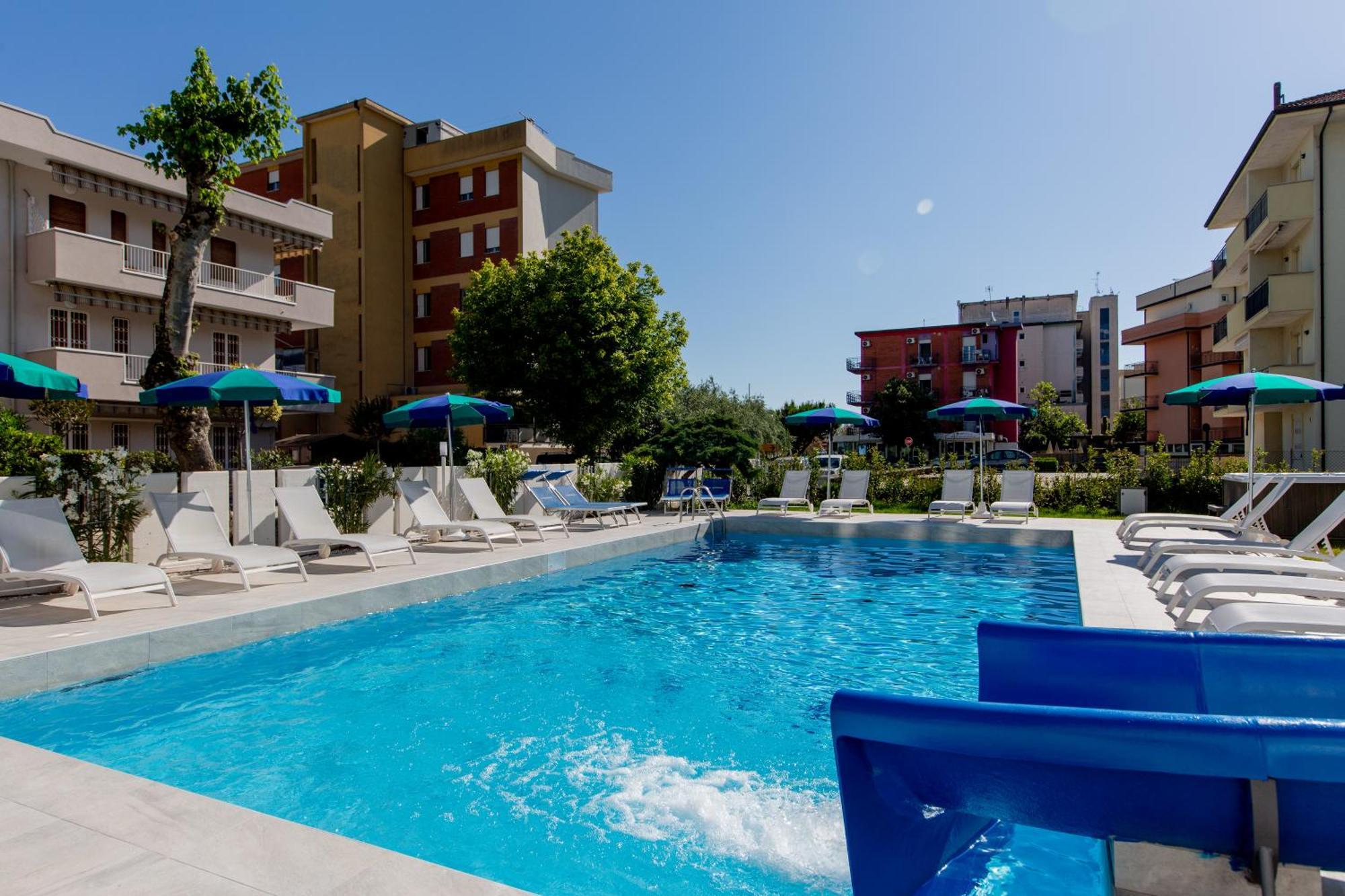 Clubhotel Residence Cesenatico Ngoại thất bức ảnh