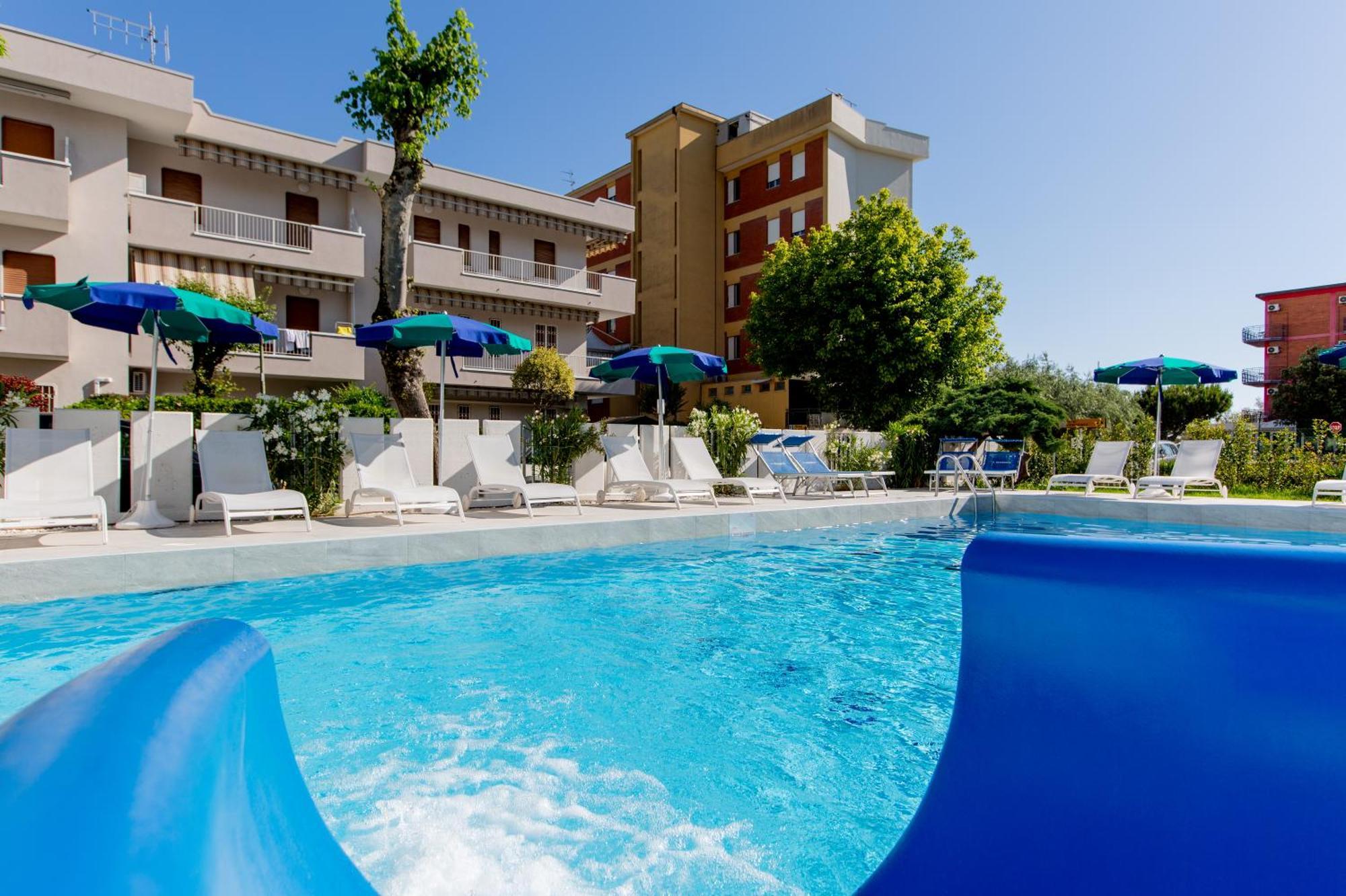 Clubhotel Residence Cesenatico Ngoại thất bức ảnh